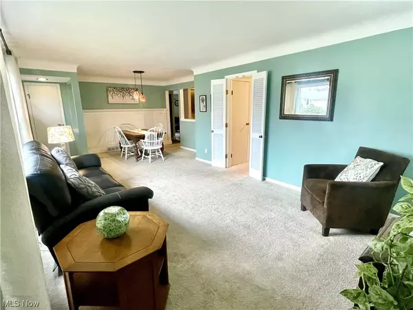 Cleveland, OH 44124,6401 Eastondale RD