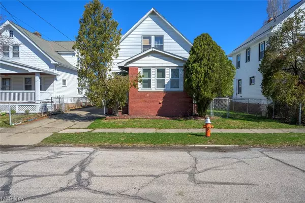 Cleveland, OH 44119,19707 Arrowhead AVE