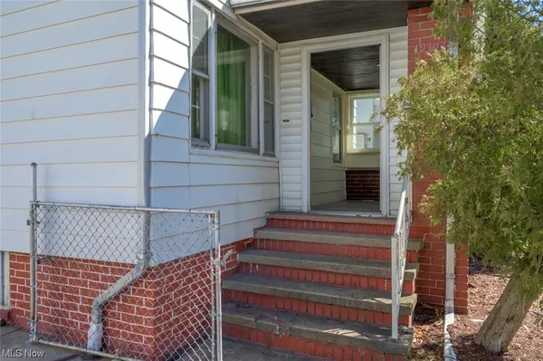 Cleveland, OH 44119,19707 Arrowhead AVE