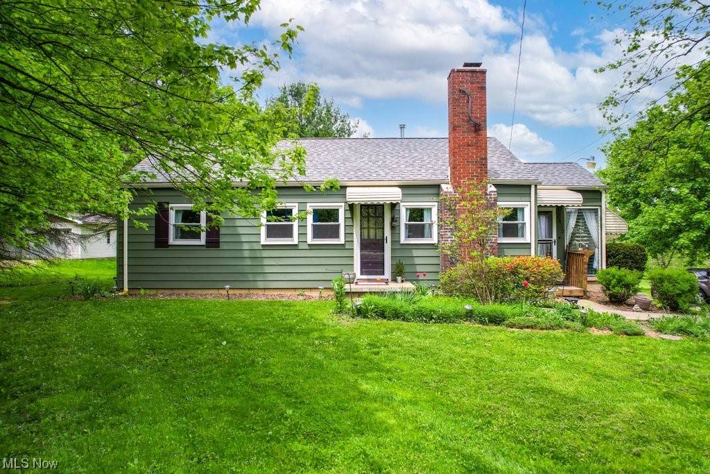 2439 Wadsworth RD, Norton, OH 44203
