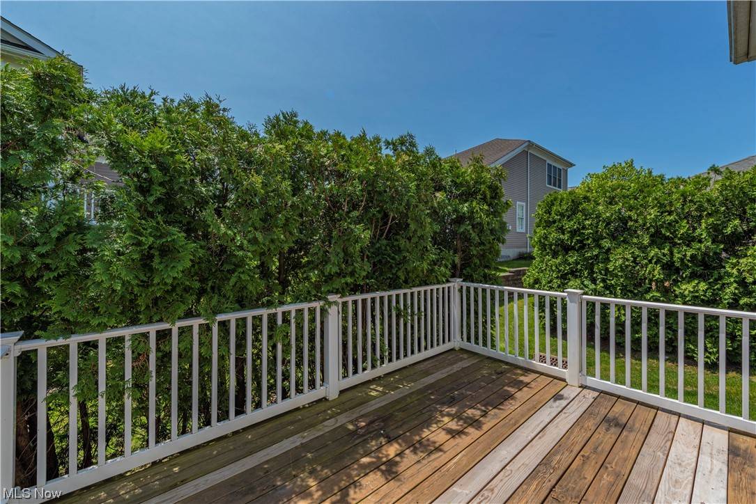 Rocky River, OH 44116,21 Somerset DR