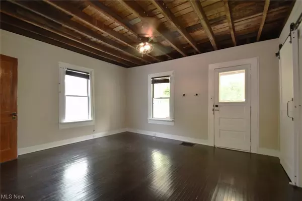 Chagrin Falls, OH 44022,232 Chagrin BLVD