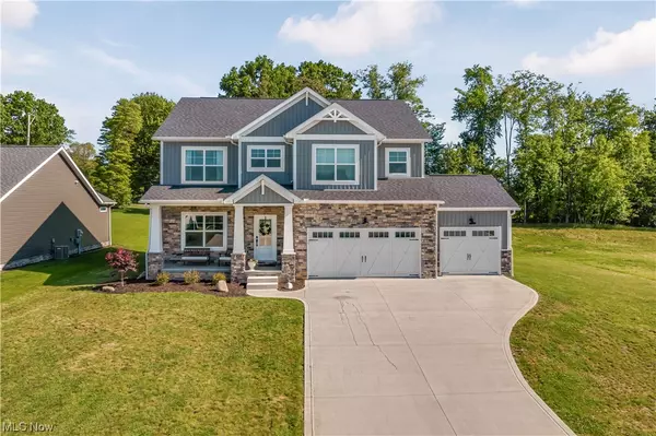 5631 Shadow Ridge CIR NW,  North Canton,  OH 44720