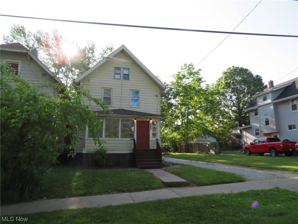 825 Allyn ST, Akron, OH 44311