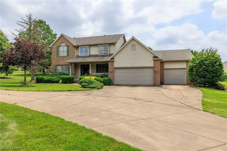 287 Carol WAY, Wadsworth, OH 44281