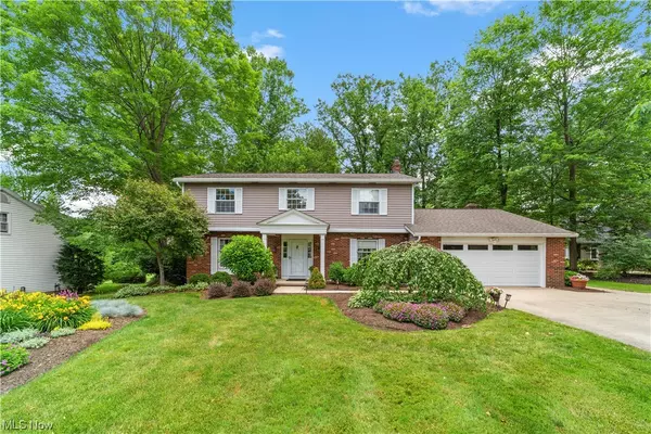 17541 Merry Oaks TRL, Chagrin Falls, OH 44023