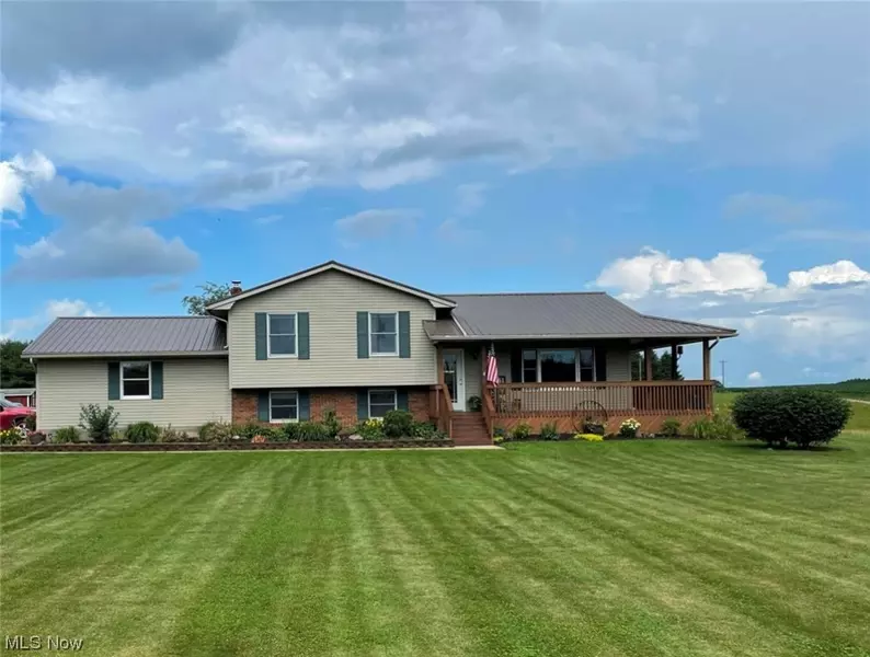 754 County Road 2404, Loudonville, OH 44842