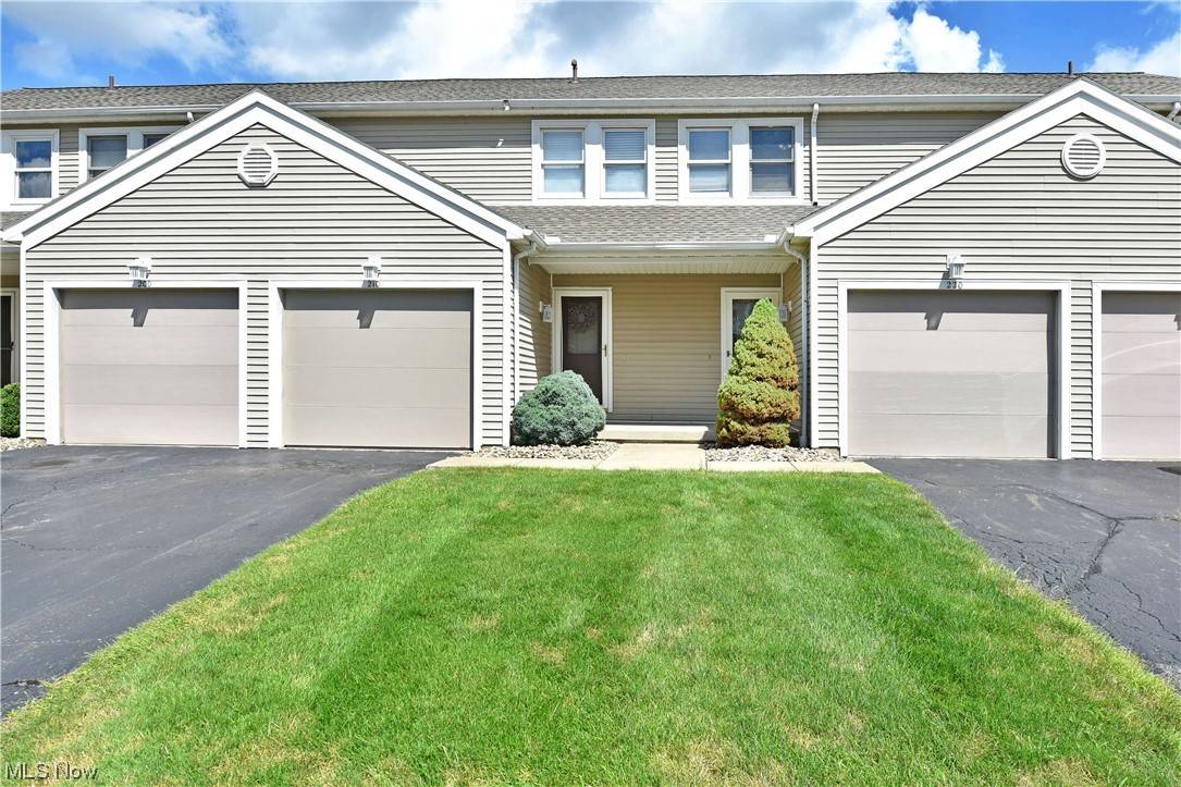220 Pineview DR NE,  Warren,  OH 44484
