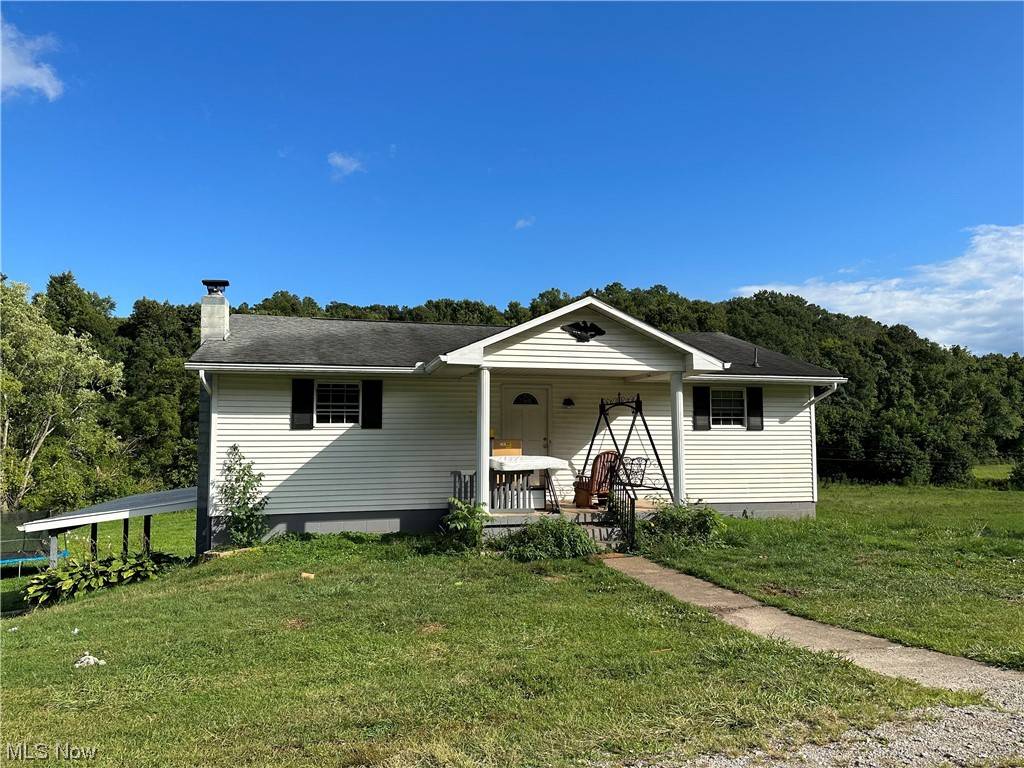 1528 Lee Creek RD, Belleville, WV 26133