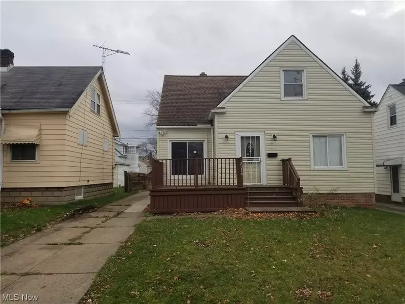 8316 Grand Division AVE, Garfield Heights, OH 44125