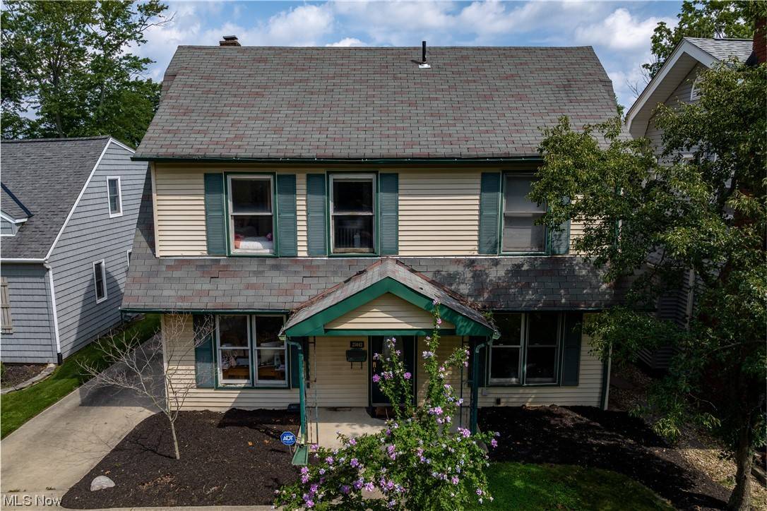 Bay Village, OH 44140,25042 Lake RD
