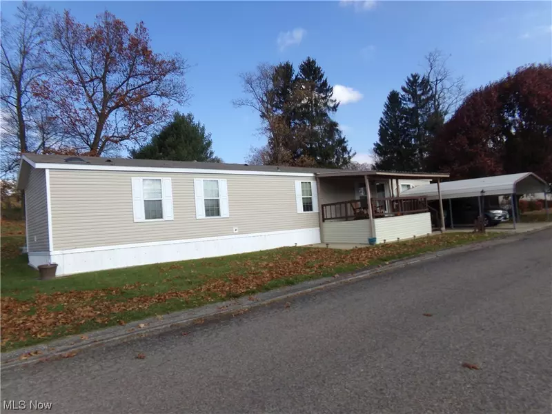 115 Rains Circle, South Zanesville, OH 43701