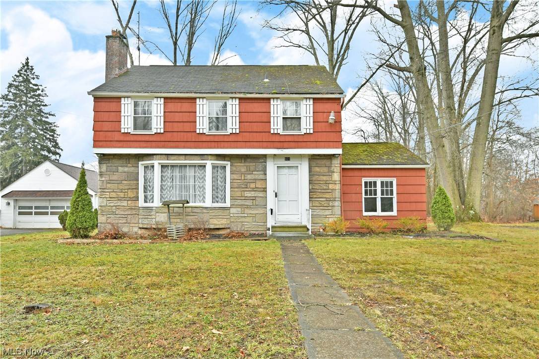 921 W 3rd ST, Niles, OH 44446