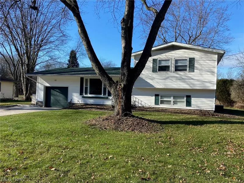 3821 N Sunnyfield, Copley, OH 44321