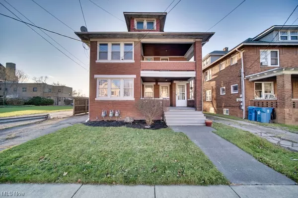 Lorain, OH 44055,2402 Elyria AVE