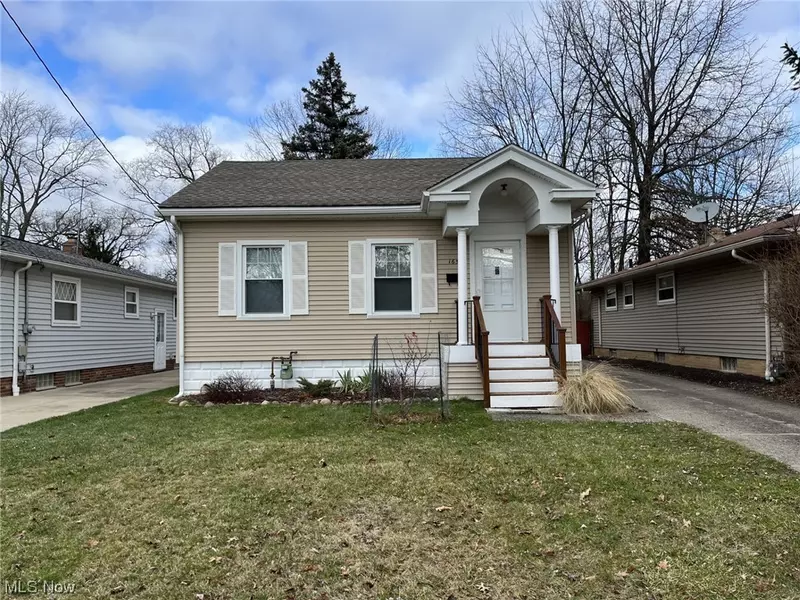 165 W Glendale, Bedford, OH 44146