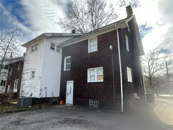 Youngstown, OH 44504,276 Fairgreen