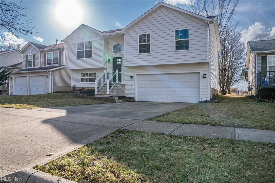345 Westgrove, Medina, OH 44256