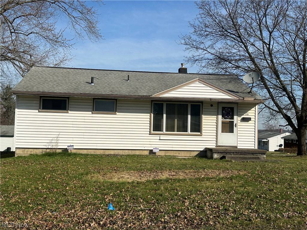 2728 Burbank AVE, Youngstown, OH 44509