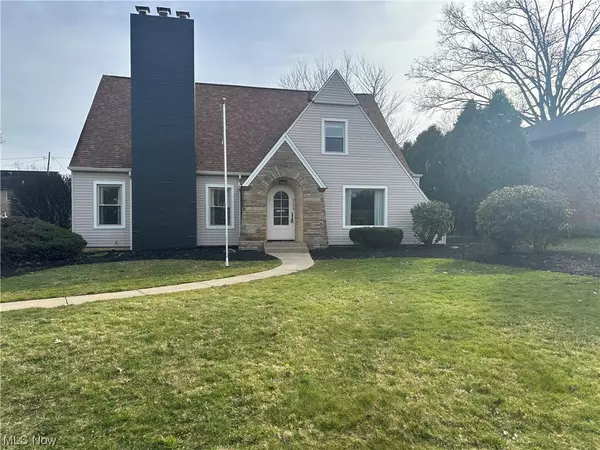 3198 Overlook DR NE,  Warren,  OH 44483