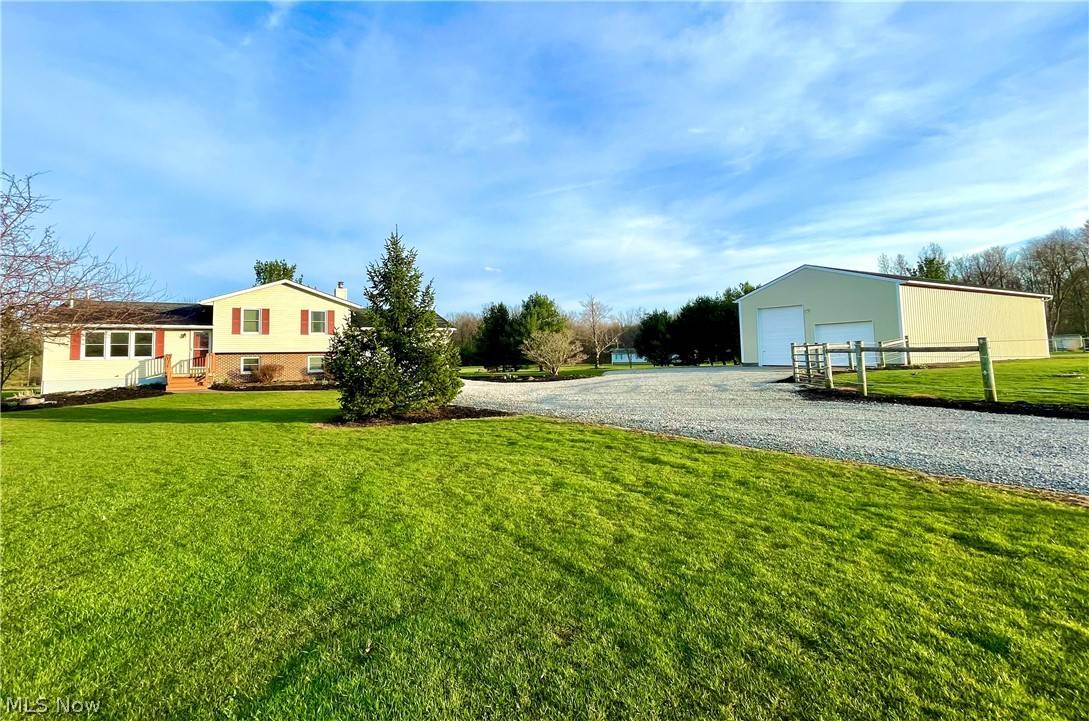 9808 State Route 88, Garrettsville, OH 44231