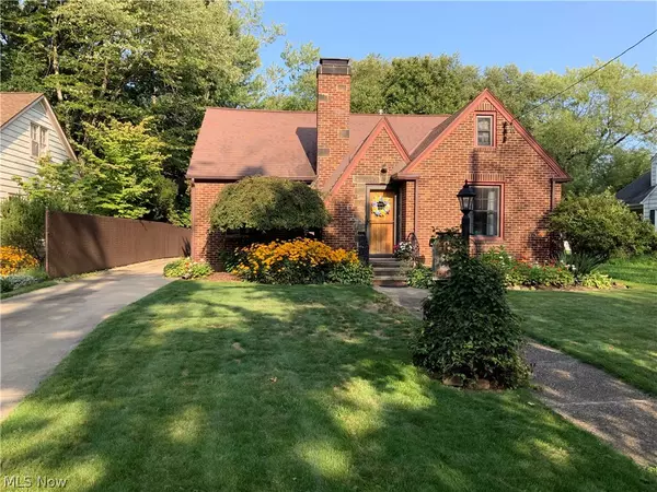 417 S Freedom ST,  Ravenna,  OH 44266