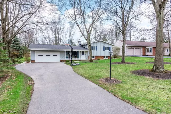 Brecksville, OH 44141,6704 Hawthorne DR