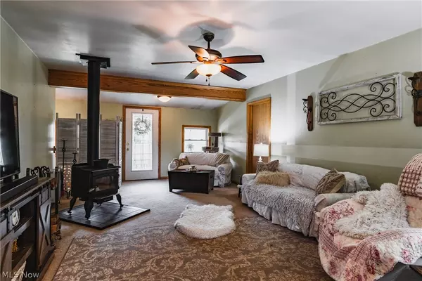 Cairo, WV 26337,1088 Bear Run RD