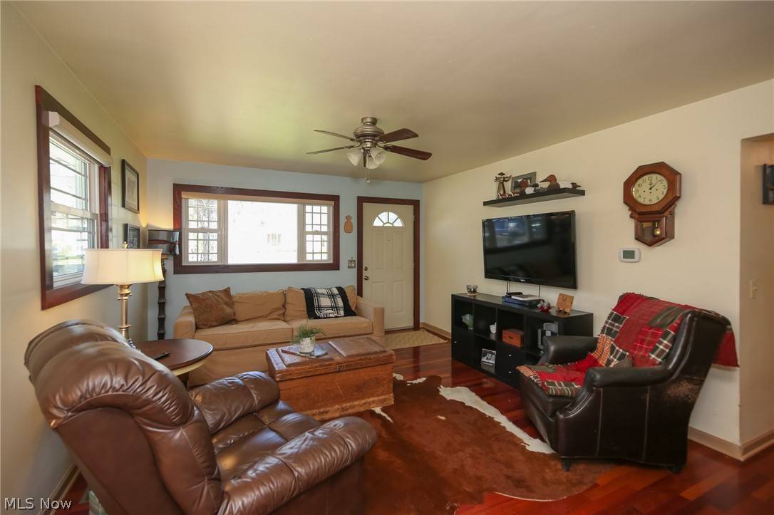 Lake Milton, OH 44429,1613 Grandview RD