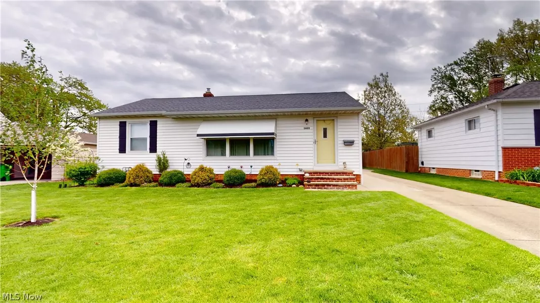 1623 Dennis DR, Wickliffe, OH 44092