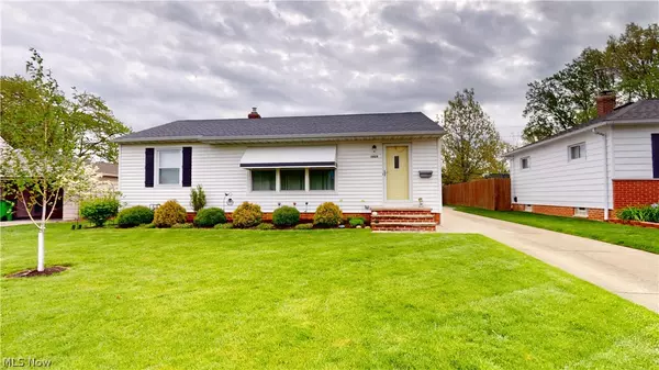 Wickliffe, OH 44092,1623 Dennis DR