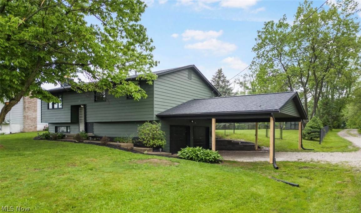 5110 Peach ST, Louisville, OH 44641