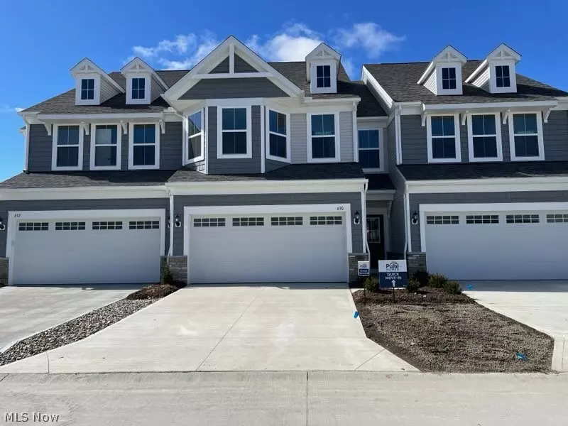 Avon Lake, OH 44012,690 Harbour Town CT