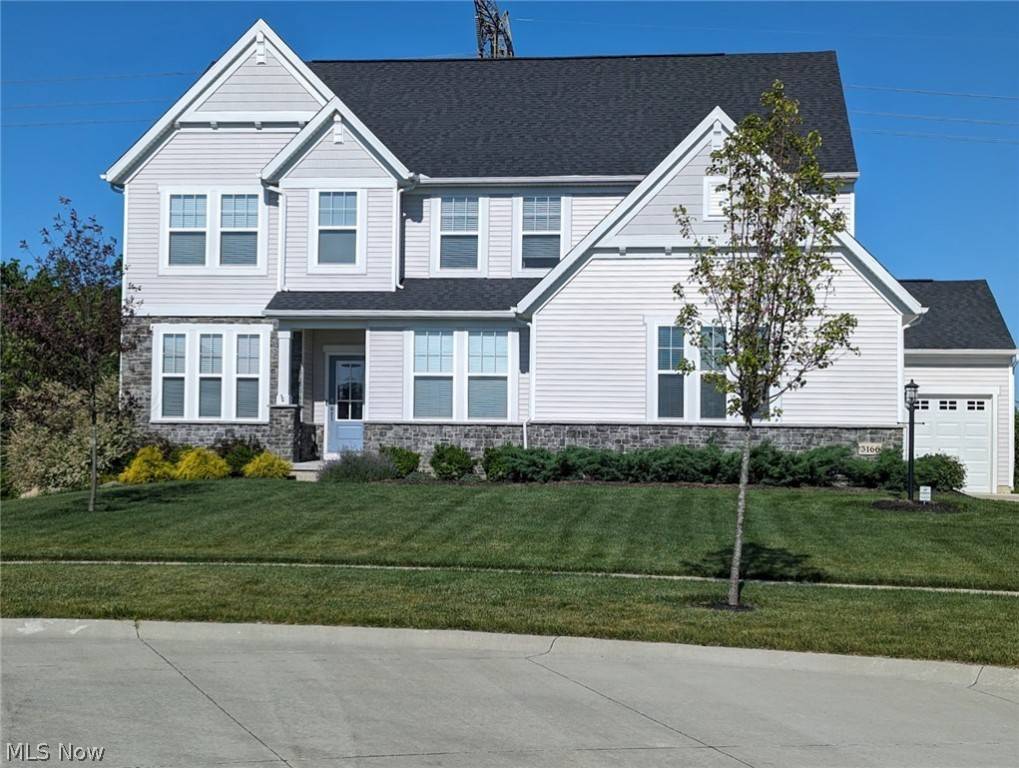 3166 woodland, Avon, OH 44011