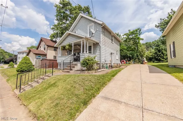 Cuyahoga Falls, OH 44221,240 Munroe Falls AVE