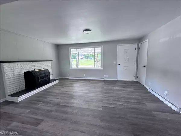 Crooksville, OH 43731,315 Delaware DR