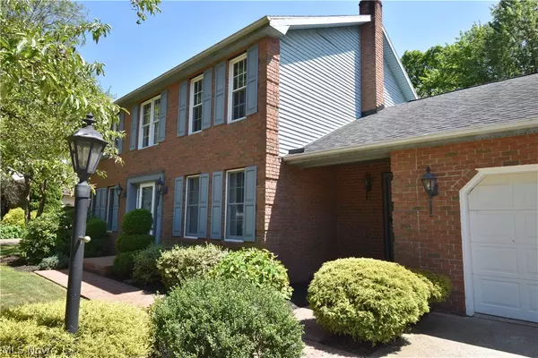 Massillon, OH 44646,1423 Springhaven CIR NE