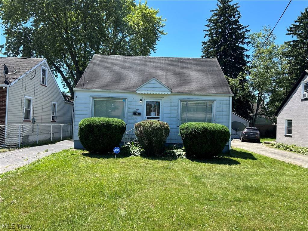 949 E Philadelphia AVE, Youngstown, OH 44502