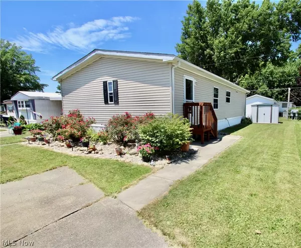 Doylestown, OH 44230,18592 Edwards RD #156