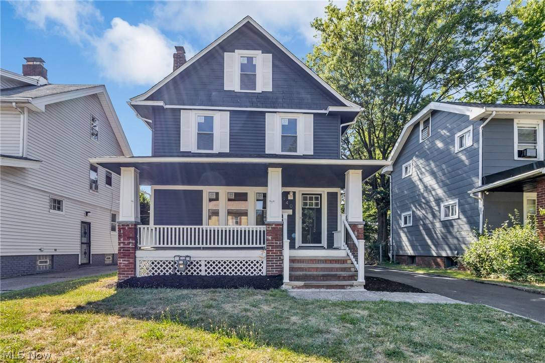 940 Nela View RD, Cleveland Heights, OH 44112