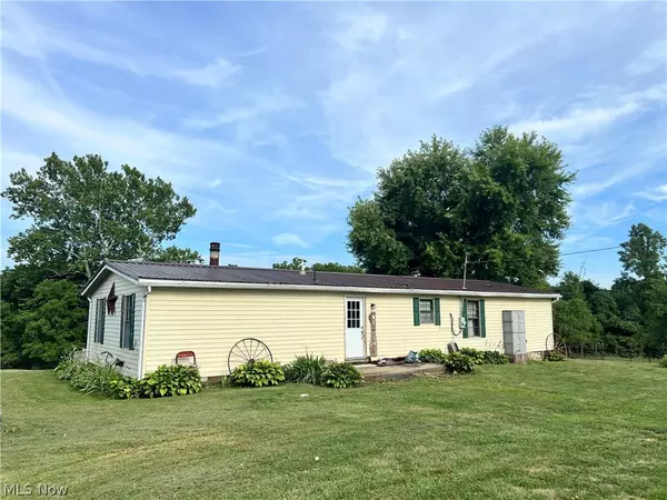 10275 E Athens RD, Roseville, OH 43777