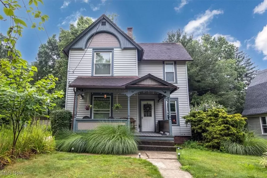 208 E Elm ST, Kent, OH 44240