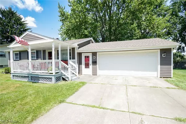 611 Geneva AVE,  Struthers,  OH 44471