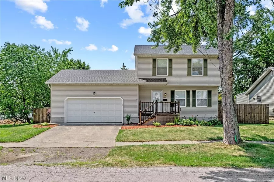 626 Arcadia AVE, Cuyahoga Falls, OH 44221