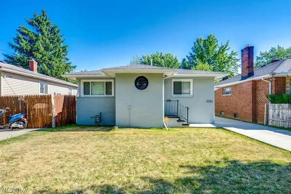 16404 Highview DR, Cleveland, OH 44128