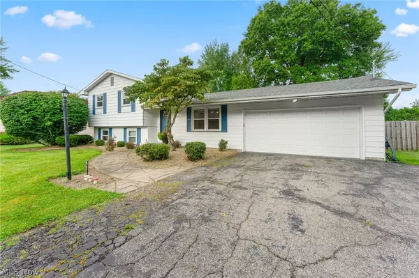 Warren, OH 44484,1416 North RD SE