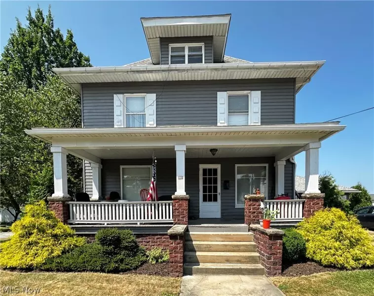 227 W Oak ST, Orrville, OH 44667