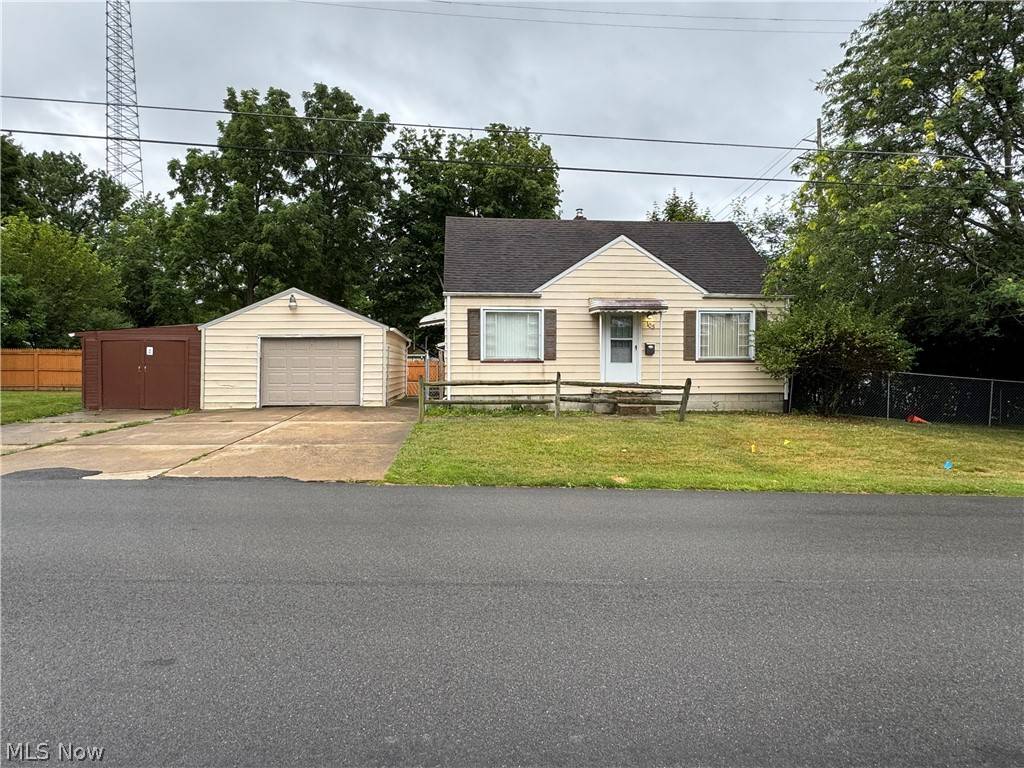 105 Meadowbrook AVE, Boardman, OH 44512