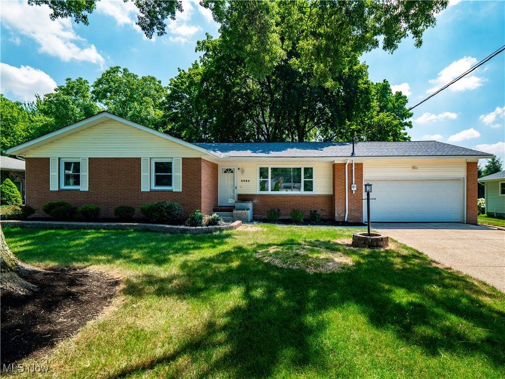 4065 Stoney Ridge RD, Avon, OH 44011