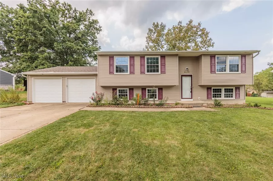 4690 Sugar Lane TRL, Stow, OH 44224